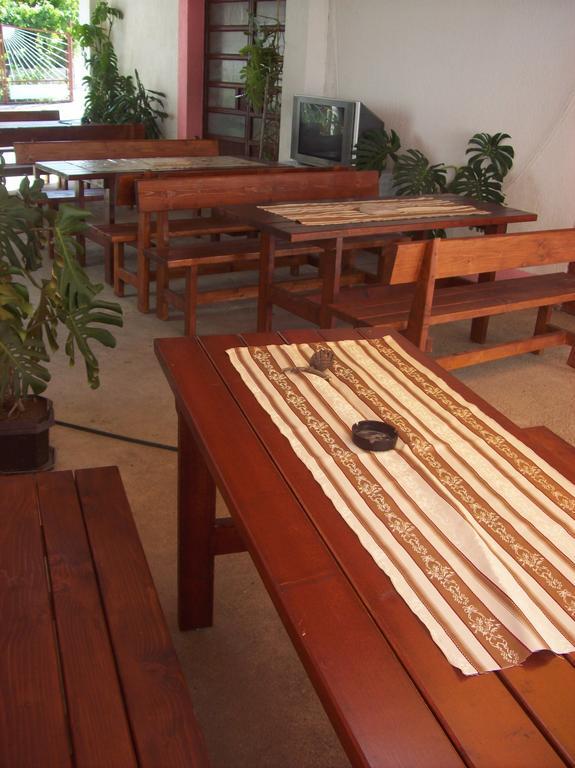 Lukic Apartmani Bar Luaran gambar