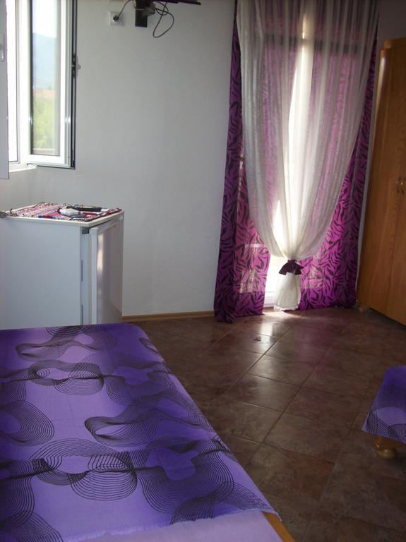 Lukic Apartmani Bar Luaran gambar