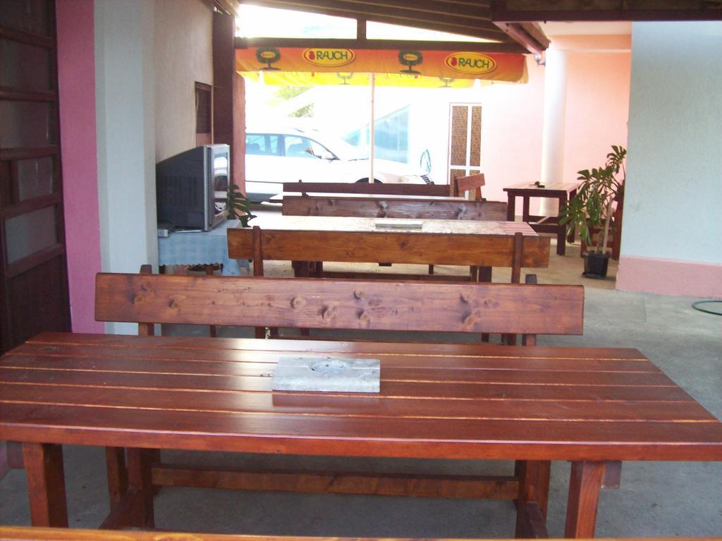 Lukic Apartmani Bar Luaran gambar