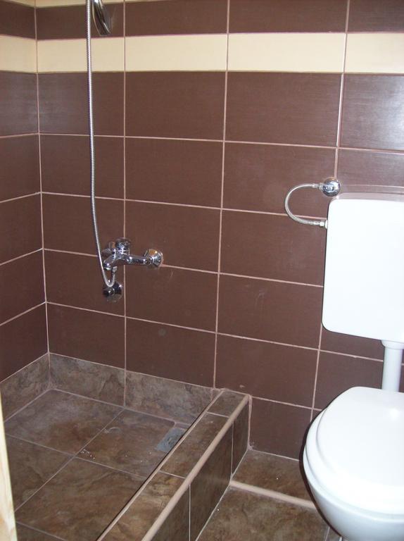 Lukic Apartmani Bar Bilik gambar