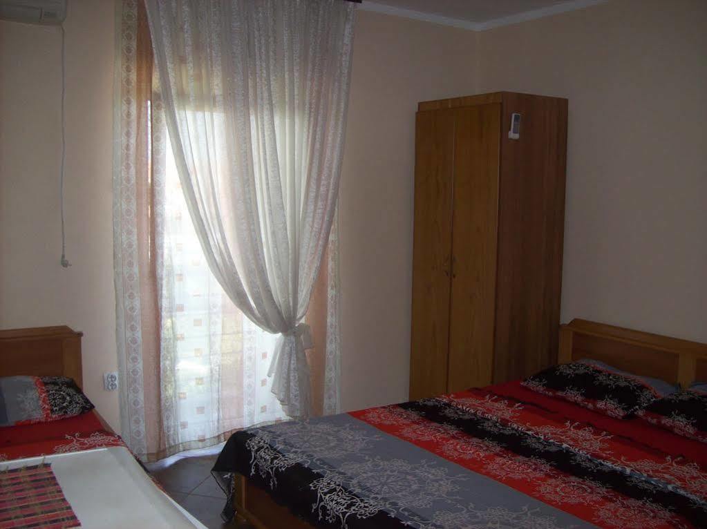 Lukic Apartmani Bar Luaran gambar